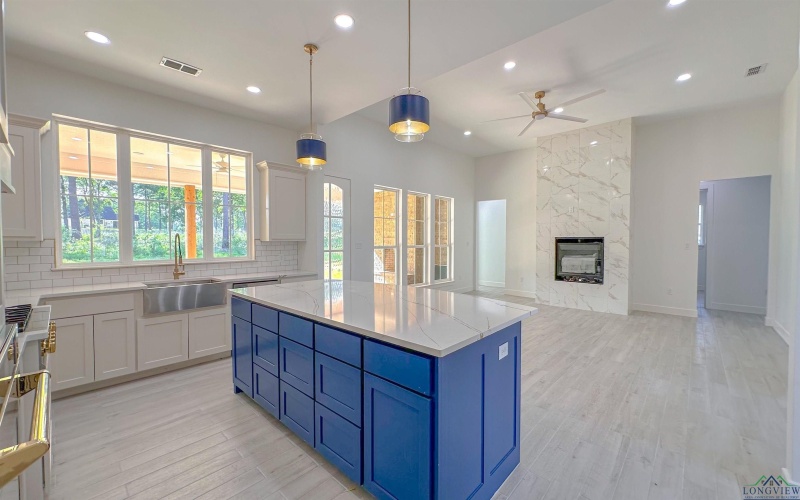 130 Mallard Cove, Longview, TX 75602, 4 Bedrooms Bedrooms, ,3 BathroomsBathrooms,Residential,For Sale,130 Mallard Cove,20251811