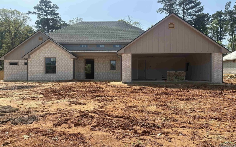 323 Saddle Brook Drive, Hallsville, TX 75650, 4 Bedrooms Bedrooms, ,3 BathroomsBathrooms,Residential,For Sale,323 Saddle Brook Drive,20252095