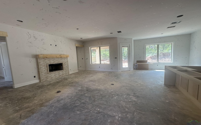 323 Saddle Brook Drive, Hallsville, TX 75650, 4 Bedrooms Bedrooms, ,3 BathroomsBathrooms,Residential,For Sale,323 Saddle Brook Drive,20252095