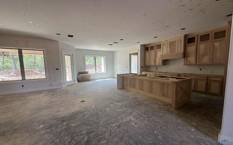 323 Saddle Brook Drive, Hallsville, TX 75650, 4 Bedrooms Bedrooms, ,3 BathroomsBathrooms,Residential,For Sale,323 Saddle Brook Drive,20252095
