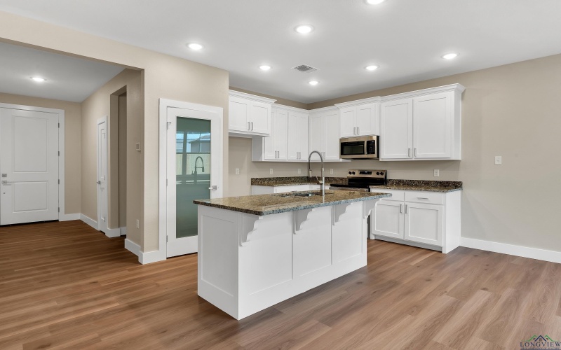122 Mia Ln, Longview, TX 75604, 4 Bedrooms Bedrooms, ,2 BathroomsBathrooms,Residential,For Sale,122 Mia Ln,20252245