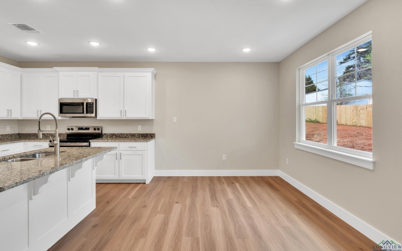 122 Mia Ln, Longview, TX 75604, 4 Bedrooms Bedrooms, ,2 BathroomsBathrooms,Residential,For Sale,122 Mia Ln,20252245