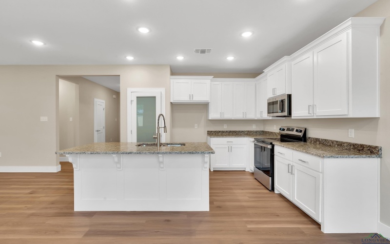 122 Mia Ln, Longview, TX 75604, 4 Bedrooms Bedrooms, ,2 BathroomsBathrooms,Residential,For Sale,122 Mia Ln,20252245