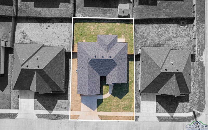 103 Mia Lane, Longview, TX 75604, 3 Habitaciones Habitaciones , ,2 BañosBaños,Residential,En Venta,103 Mia Lane,20252367
