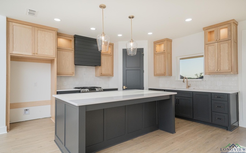103 Mia Lane, Longview, TX 75604, 3 Habitaciones Habitaciones , ,2 BañosBaños,Residential,En Venta,103 Mia Lane,20252367
