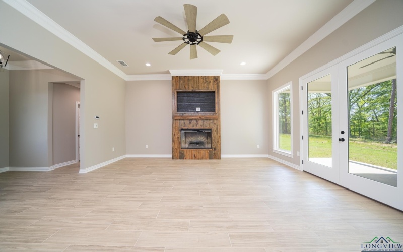 141 Indian Rock Drive, Gilmer, TX 75645, 4 Bedrooms Bedrooms, ,3 BathroomsBathrooms,Residential,For Sale,141 Indian Rock Drive,20252419