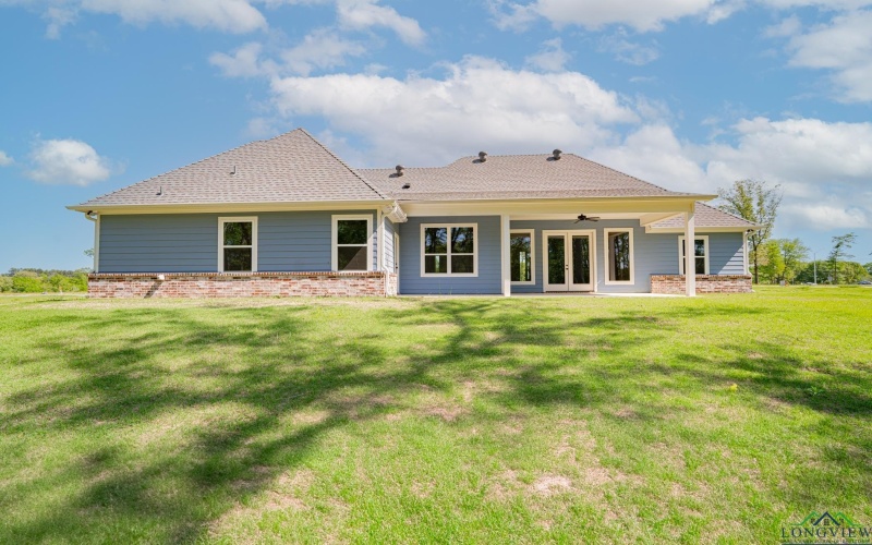 141 Indian Rock Drive, Gilmer, TX 75645, 4 Bedrooms Bedrooms, ,3 BathroomsBathrooms,Residential,For Sale,141 Indian Rock Drive,20252419