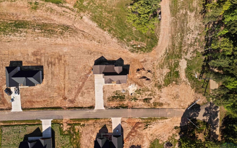 142 BIG OAKS RD, Kilgore, TX 75662, 4 Habitaciones Habitaciones , ,2 BañosBaños,Residential,En Venta,142 BIG OAKS RD,20252481