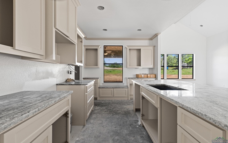142 BIG OAKS RD, Kilgore, TX 75662, 4 Habitaciones Habitaciones , ,2 BañosBaños,Residential,En Venta,142 BIG OAKS RD,20252481