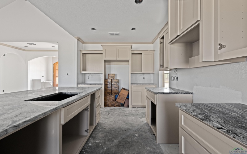 142 BIG OAKS RD, Kilgore, TX 75662, 4 Habitaciones Habitaciones , ,2 BañosBaños,Residential,En Venta,142 BIG OAKS RD,20252481