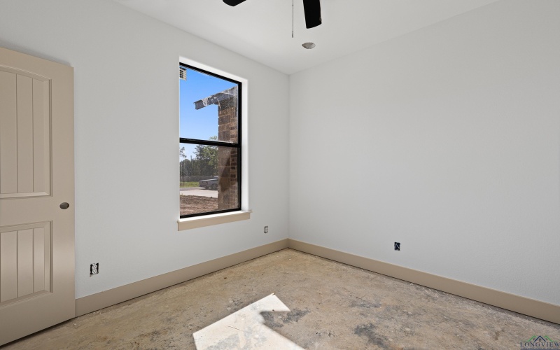 142 BIG OAKS RD, Kilgore, TX 75662, 4 Habitaciones Habitaciones , ,2 BañosBaños,Residential,En Venta,142 BIG OAKS RD,20252481