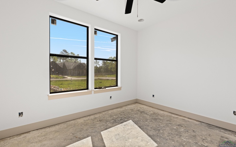 142 BIG OAKS RD, Kilgore, TX 75662, 4 Habitaciones Habitaciones , ,2 BañosBaños,Residential,En Venta,142 BIG OAKS RD,20252481