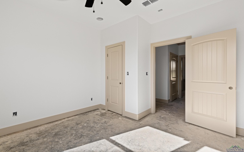 142 BIG OAKS RD, Kilgore, TX 75662, 4 Habitaciones Habitaciones , ,2 BañosBaños,Residential,En Venta,142 BIG OAKS RD,20252481