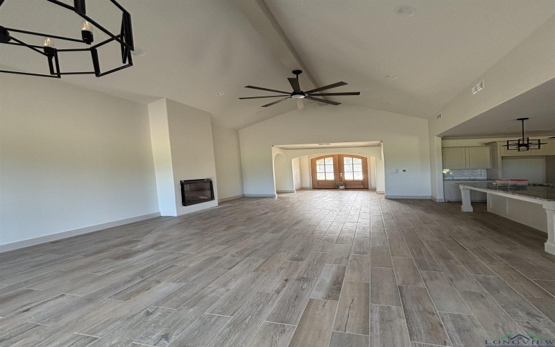 142 BIG OAKS RD, Kilgore, TX 75662, 4 Habitaciones Habitaciones , ,2 BañosBaños,Residential,En Venta,142 BIG OAKS RD,20252481