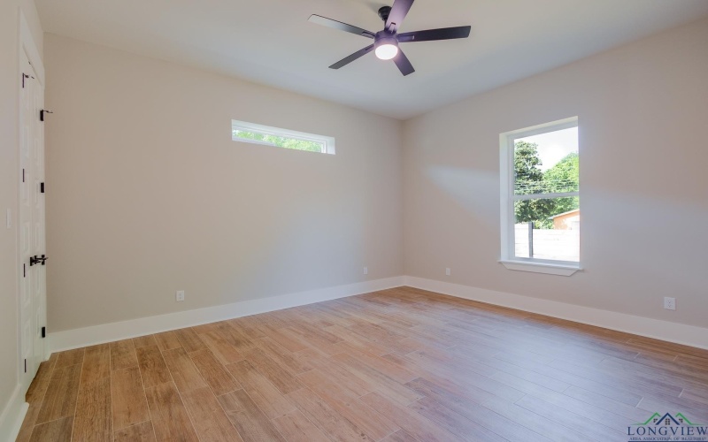 1516 Mahlow Dr., Longview, TX 75601, 3 Bedrooms Bedrooms, ,2 BathroomsBathrooms,Residential,For Sale,1516 Mahlow Dr.,20252502