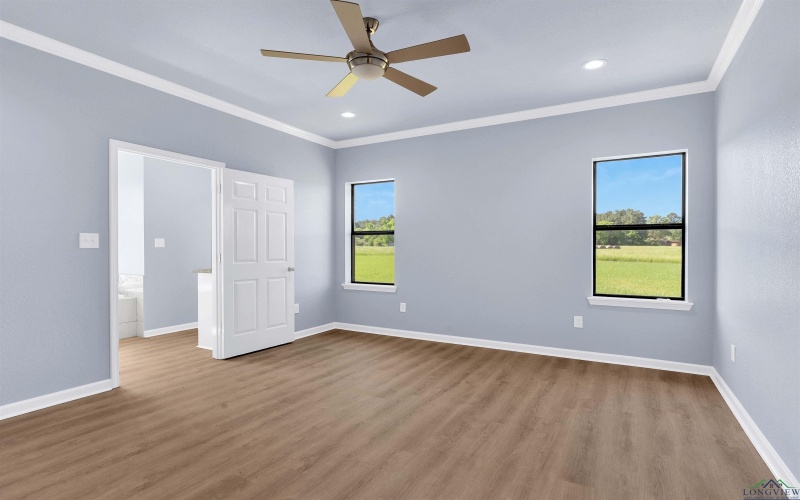130 Sleep Easy, Kilgore, TX 75662, 4 Habitaciones Habitaciones , ,2 BañosBaños,Residential,En Venta,130 Sleep Easy,20252585