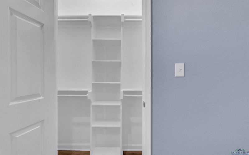 130 Sleep Easy, Kilgore, TX 75662, 4 Habitaciones Habitaciones , ,2 BañosBaños,Residential,En Venta,130 Sleep Easy,20252585