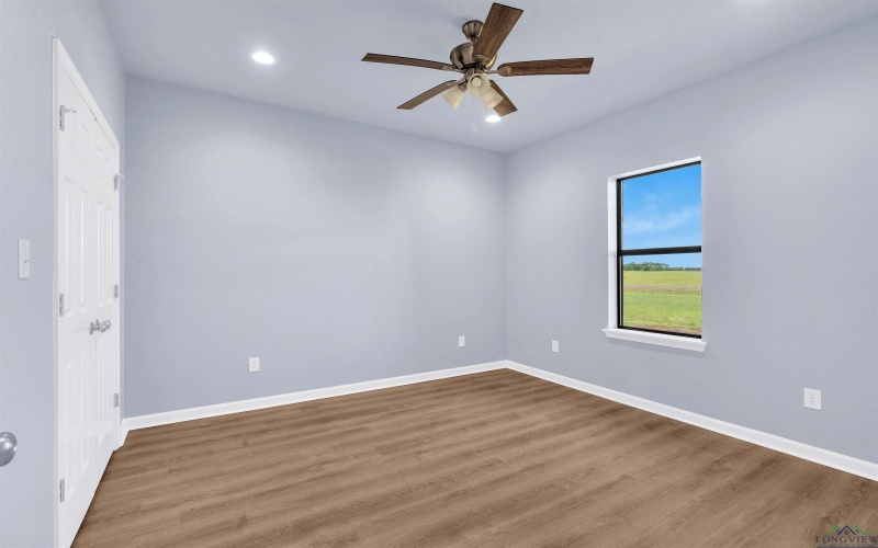 130 Sleep Easy, Kilgore, TX 75662, 4 Habitaciones Habitaciones , ,2 BañosBaños,Residential,En Venta,130 Sleep Easy,20252585