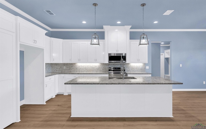 130 Sleep Easy, Kilgore, TX 75662, 4 Habitaciones Habitaciones , ,2 BañosBaños,Residential,En Venta,130 Sleep Easy,20252585