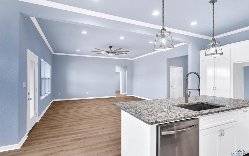 130 Sleep Easy, Kilgore, TX 75662, 4 Habitaciones Habitaciones , ,2 BañosBaños,Residential,En Venta,130 Sleep Easy,20252585