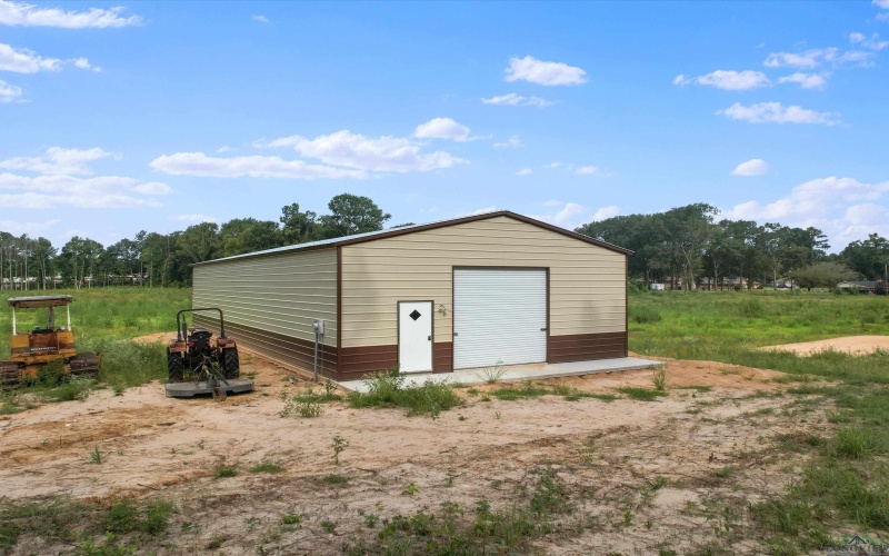 135 REA Rd, Gilmer, TX 75644, ,Commercial Sale,En Venta,135 REA Rd,20252586