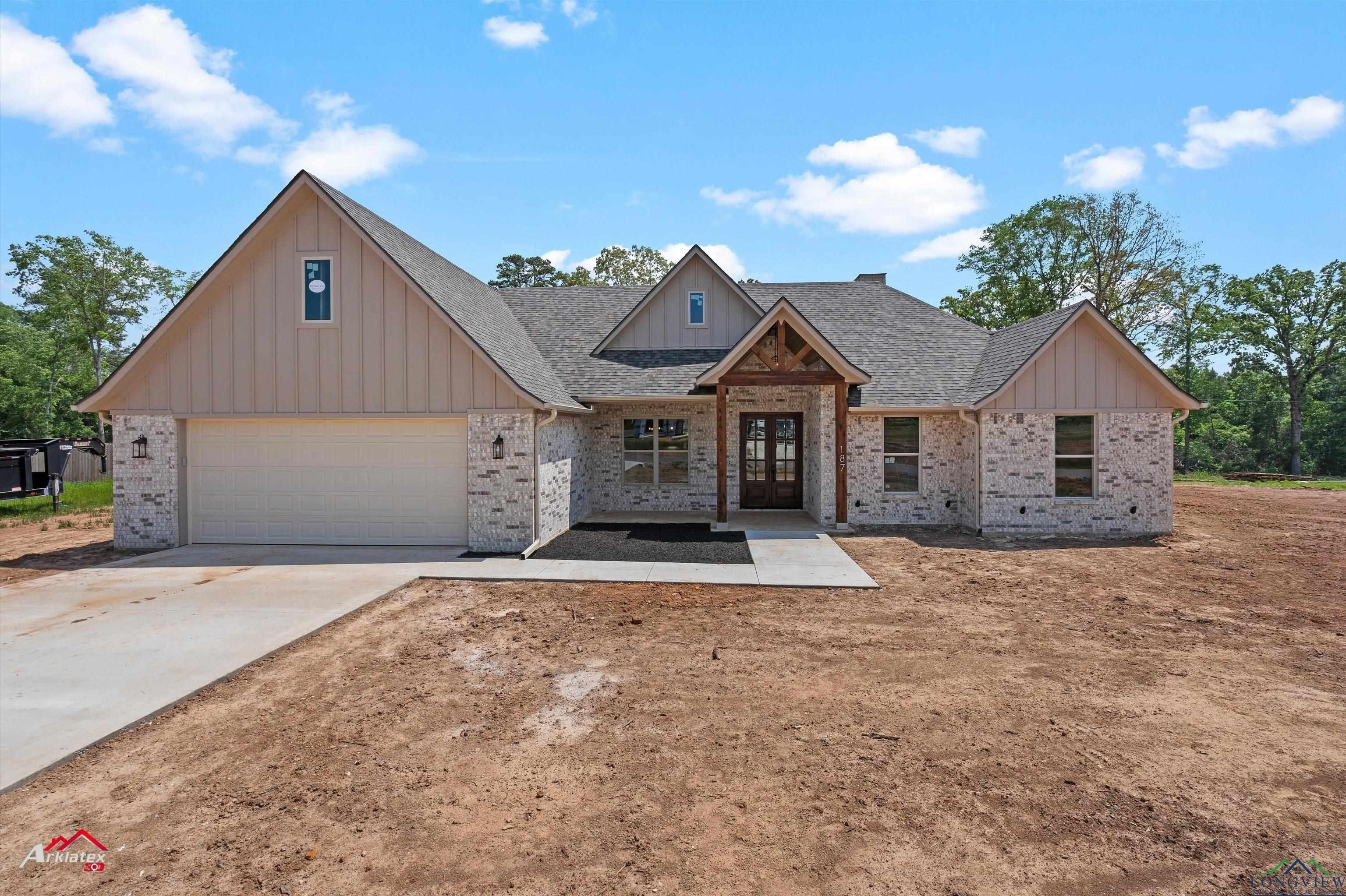 187 Big Oaks, Kilgore, TX 75662, 4 Bedrooms Bedrooms, ,2 BathroomsBathrooms,Residential,For Sale,187 Big Oaks,20252698