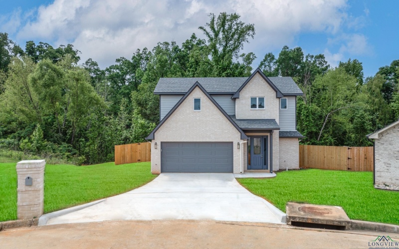 126 Lakeway Lane, Longview, TX 75604, 4 Habitaciones Habitaciones , ,3 BañosBaños,Residential,En Venta,126 Lakeway Lane,20252721