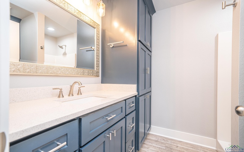 126 Lakeway Lane, Longview, TX 75604, 4 Habitaciones Habitaciones , ,3 BañosBaños,Residential,En Venta,126 Lakeway Lane,20252721
