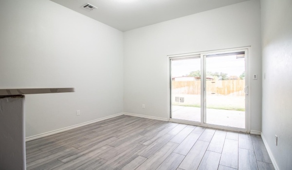 1607 Quincy Avenue, Lubbock, TX 79416, 3 Bedrooms Bedrooms, ,2 BathroomsBathrooms,Residential,For Sale,1607 Quincy Avenue,202316555