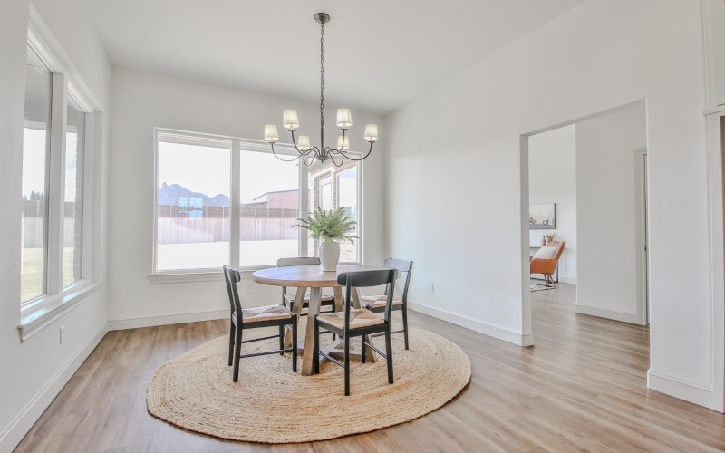 10702 Juneau Avenue, Lubbock, TX 79424, 4 Bedrooms Bedrooms, ,3 BathroomsBathrooms,Residential,For Sale,10702 Juneau Avenue,202402575