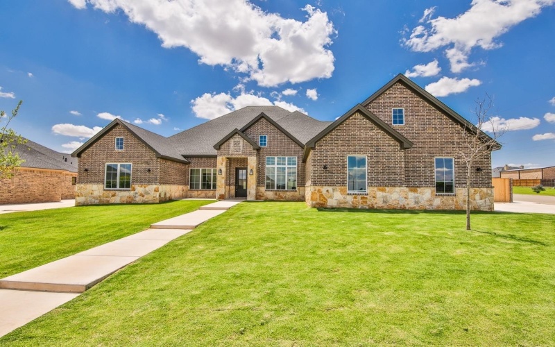 10702 Juneau Avenue, Lubbock, TX 79424, 4 Bedrooms Bedrooms, ,3 BathroomsBathrooms,Residential,For Sale,10702 Juneau Avenue,202402575