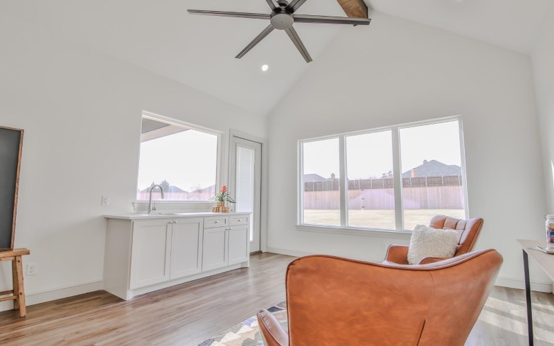 10702 Juneau Avenue, Lubbock, TX 79424, 4 Bedrooms Bedrooms, ,3 BathroomsBathrooms,Residential,For Sale,10702 Juneau Avenue,202402575