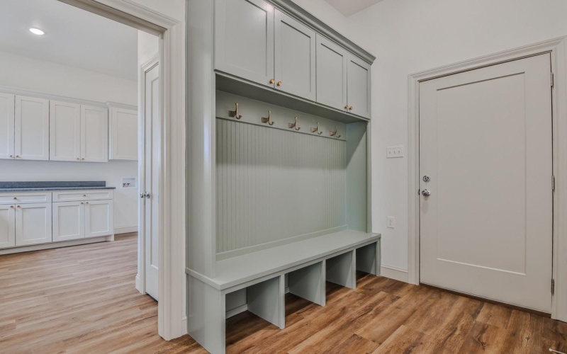 10702 Juneau Avenue, Lubbock, TX 79424, 4 Bedrooms Bedrooms, ,3 BathroomsBathrooms,Residential,For Sale,10702 Juneau Avenue,202402575