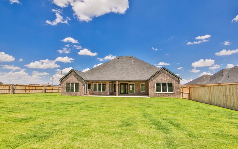 10702 Juneau Avenue, Lubbock, TX 79424, 4 Bedrooms Bedrooms, ,3 BathroomsBathrooms,Residential,For Sale,10702 Juneau Avenue,202402575