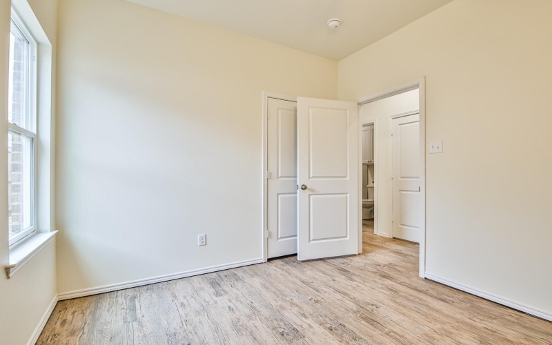 2004 23rd Street, Lubbock, TX 79411, 6 Bedrooms Bedrooms, ,5 BathroomsBathrooms,Residential Multi Family,For Sale,2004 23rd Street,202405480