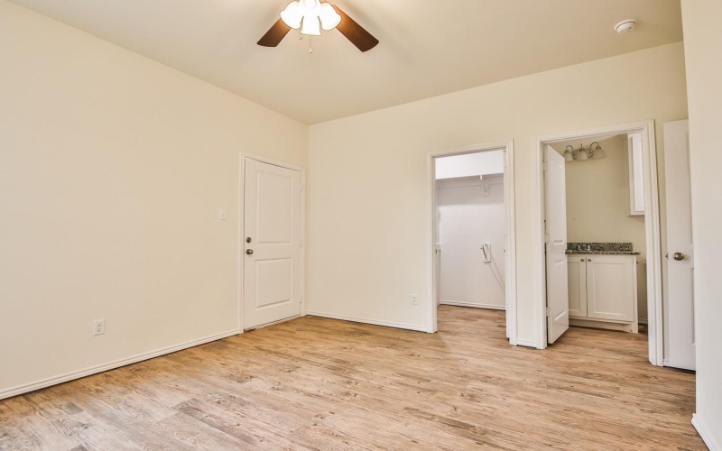 2004 23rd Street, Lubbock, TX 79411, 6 Bedrooms Bedrooms, ,5 BathroomsBathrooms,Residential Multi Family,For Sale,2004 23rd Street,202405480