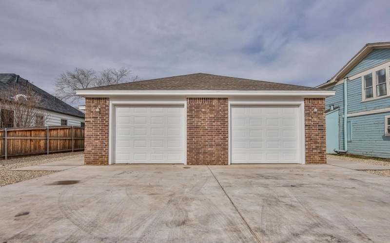 2004 23rd Street, Lubbock, TX 79411, 6 Bedrooms Bedrooms, ,5 BathroomsBathrooms,Residential Multi Family,For Sale,2004 23rd Street,202405480