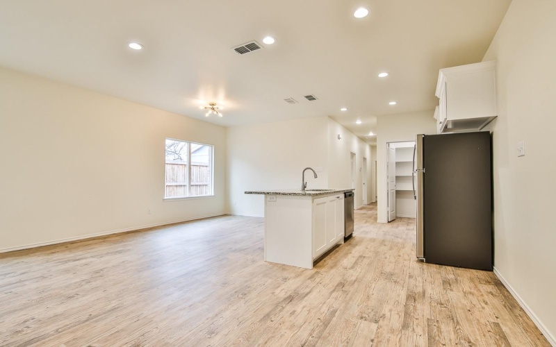 2004 23rd Street, Lubbock, TX 79411, 6 Bedrooms Bedrooms, ,5 BathroomsBathrooms,Residential Multi Family,For Sale,2004 23rd Street,202405480