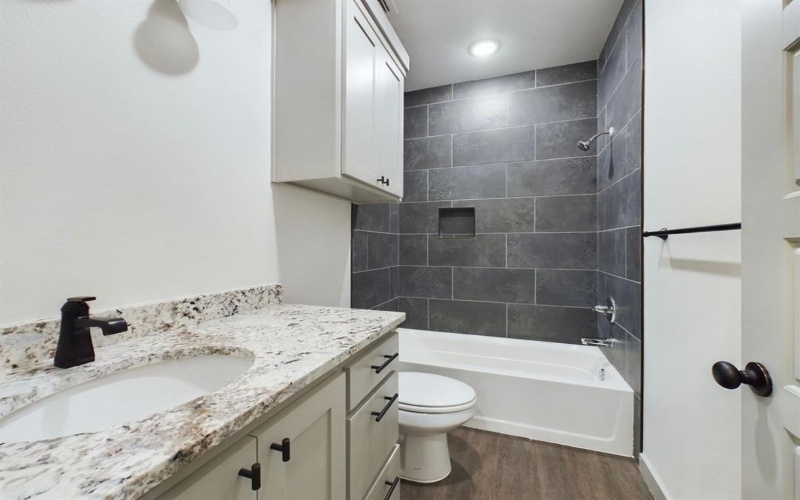 807 12th Street, Shallowater, TX 79363, 3 Bedrooms Bedrooms, ,2 BathroomsBathrooms,Residential,For Sale,807 12th Street,202409408