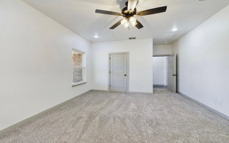 807 12th Street, Shallowater, TX 79363, 3 Bedrooms Bedrooms, ,2 BathroomsBathrooms,Residential,For Sale,807 12th Street,202409408