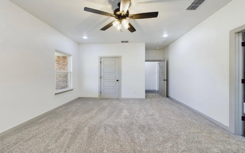 807 12th Street, Shallowater, TX 79363, 3 Bedrooms Bedrooms, ,2 BathroomsBathrooms,Residential,For Sale,807 12th Street,202409408