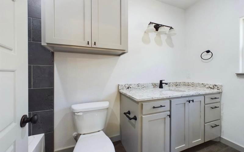 807 12th Street, Shallowater, TX 79363, 3 Bedrooms Bedrooms, ,2 BathroomsBathrooms,Residential,For Sale,807 12th Street,202409408
