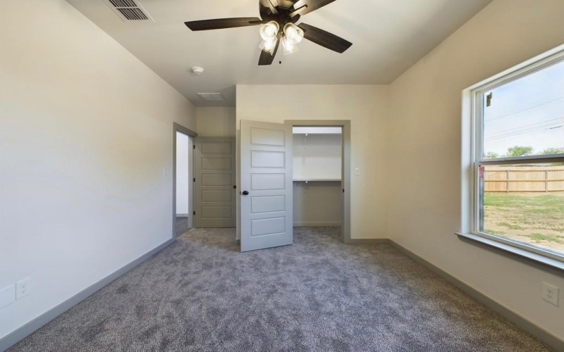 807 12th Street, Shallowater, TX 79363, 3 Bedrooms Bedrooms, ,2 BathroomsBathrooms,Residential,For Sale,807 12th Street,202409408