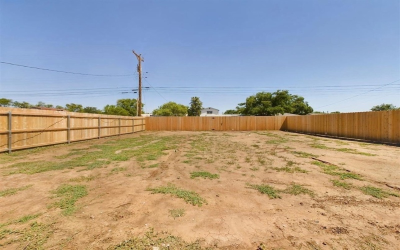 807 12th Street, Shallowater, TX 79363, 3 Bedrooms Bedrooms, ,2 BathroomsBathrooms,Residential,For Sale,807 12th Street,202409408