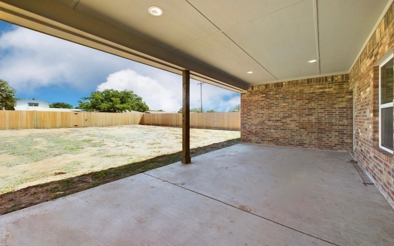 807 12th Street, Shallowater, TX 79363, 3 Bedrooms Bedrooms, ,2 BathroomsBathrooms,Residential,For Sale,807 12th Street,202409408