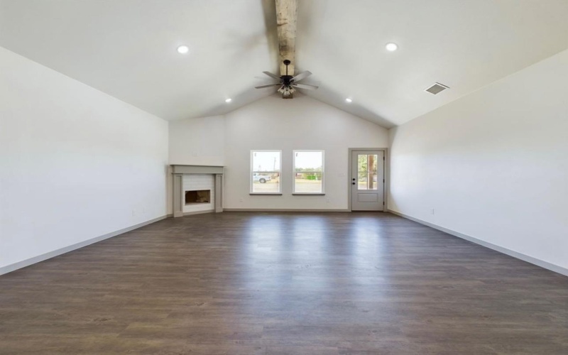 807 12th Street, Shallowater, TX 79363, 3 Bedrooms Bedrooms, ,2 BathroomsBathrooms,Residential,For Sale,807 12th Street,202409408