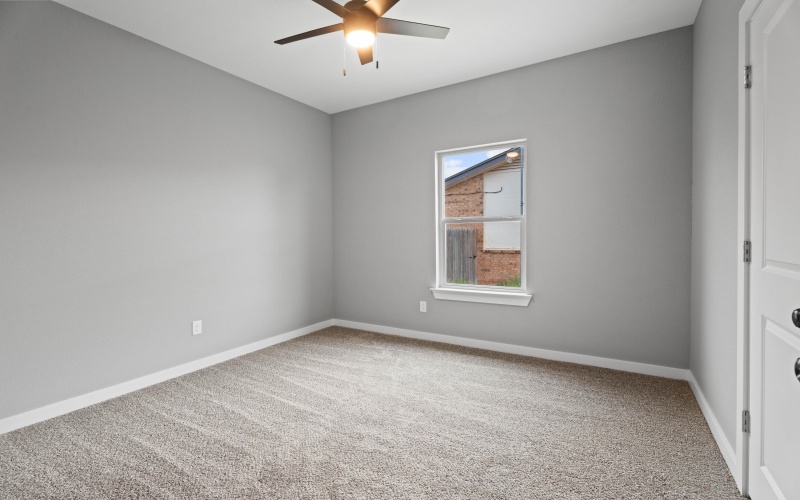 310 E 16th Street, Wolfforth, TX 79382, 4 Habitaciones Habitaciones , ,2 BañosBaños,Residential,En Venta,310 E 16th Street,202412566