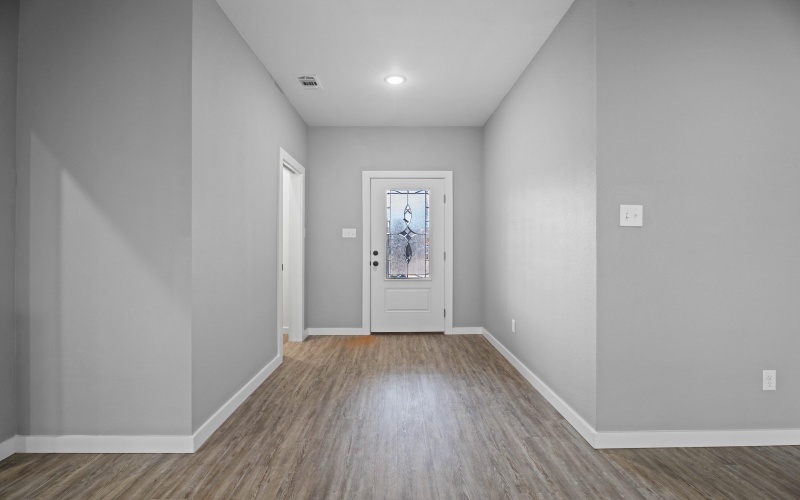 310 E 16th Street, Wolfforth, TX 79382, 4 Habitaciones Habitaciones , ,2 BañosBaños,Residential,En Venta,310 E 16th Street,202412566