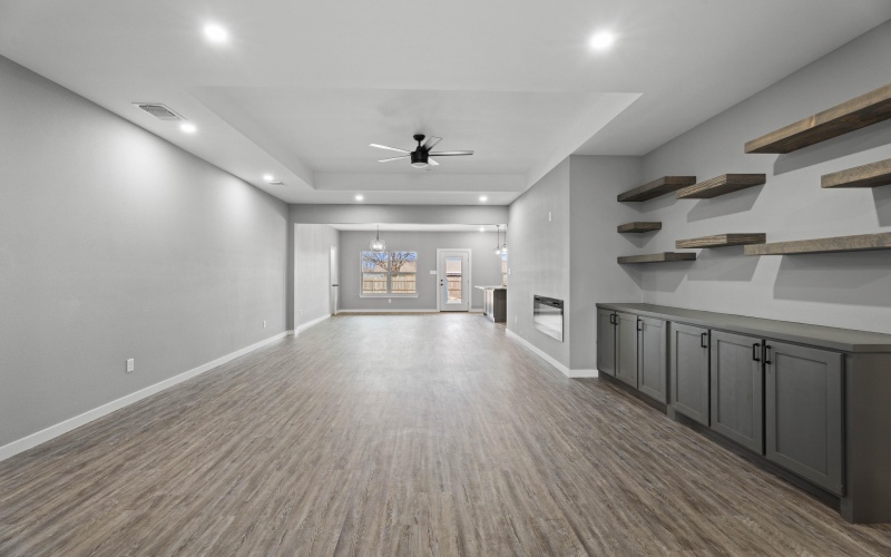 310 E 16th Street, Wolfforth, TX 79382, 4 Habitaciones Habitaciones , ,2 BañosBaños,Residential,En Venta,310 E 16th Street,202412566