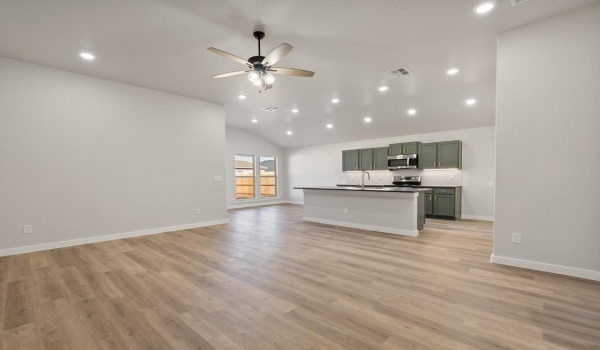 2926 138th Street, Lubbock, TX 79423, 3 Bedrooms Bedrooms, ,2 BathroomsBathrooms,Residential,For Sale,2926 138th Street,202414047